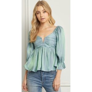 V-neck shimmer babydoll top Entro medium